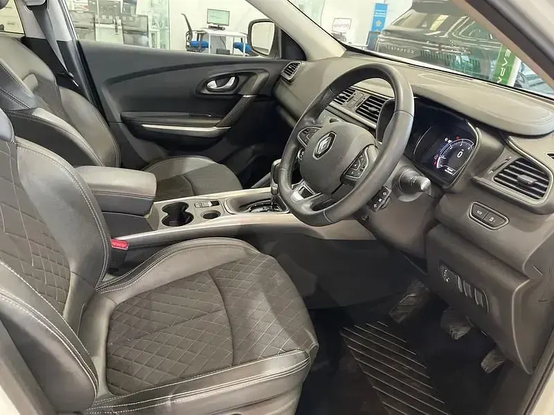 Gebraucht Renault Kadjar Techno 140 PS (102 kW) 2022 Weiß SUV