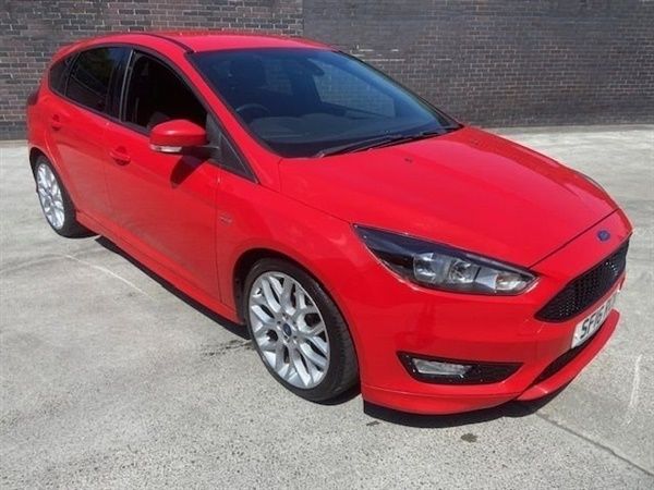 Red Used 2016 Ford Focus ST-Line Hatchback | £6,995 (Fair price) - Image 1/1