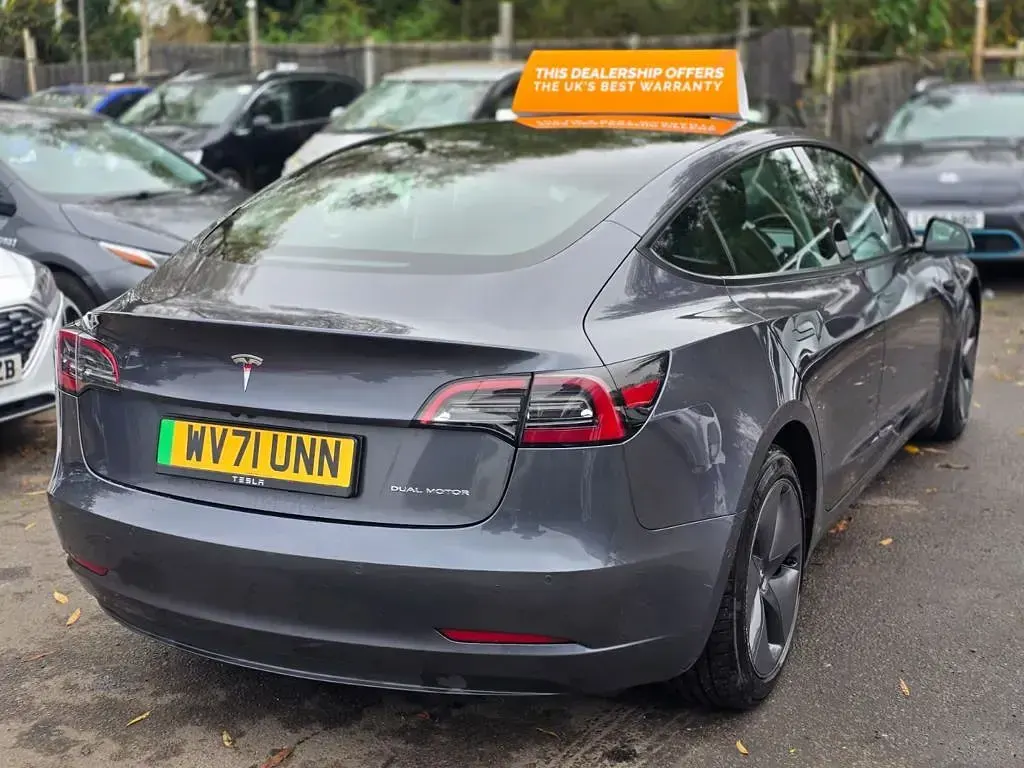 Used Tesla Model 3 Long Range AWD 366 kW (498 HP) 2021 Sedan