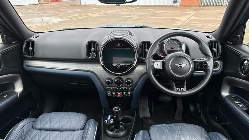 Used Mini Cooper Countryman Exclusive 136 HP (100 kW) 2023 Island blue SUV