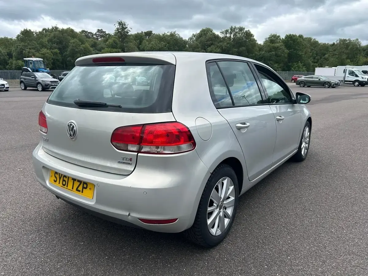 Used VW Golf VI Match 105 HP (77 kW) 2011 Silver Hatchback