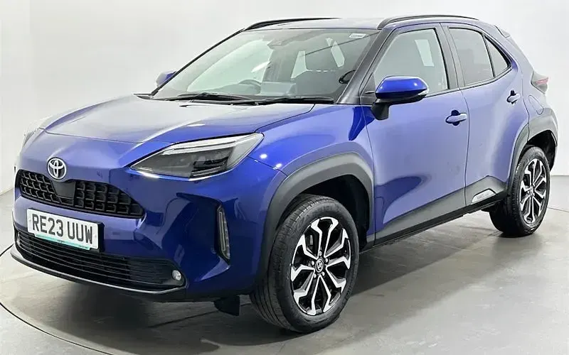 Second-hand Toyota Yaris Hybrid Design 116 CP (85 kW) 2026 Break