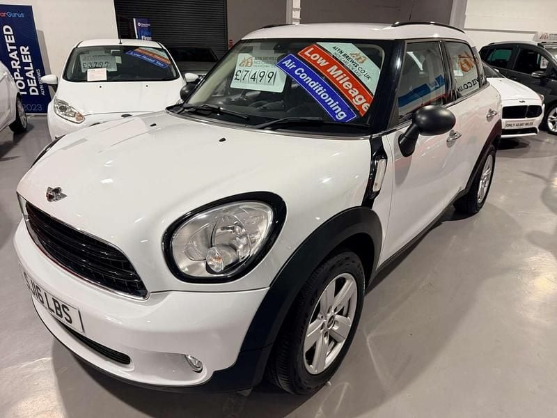 Used Mini One Countryman 2016 White SUV