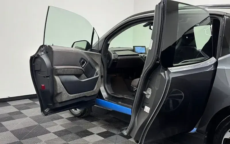 Used BMW i3 125 kW (170 HP) 2019 Grey Hatchback