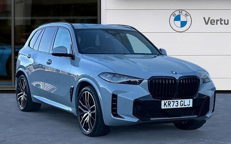 Used 2025 BMW X5 M Sport SUV | £59,221 (Good price) - Image 1/4