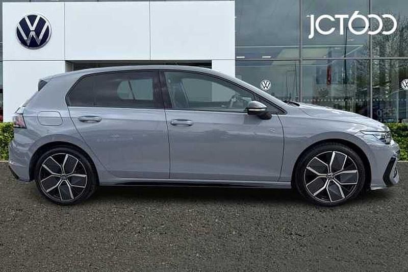 Used VW Golf VIII 150 HP (110 kW) 2025