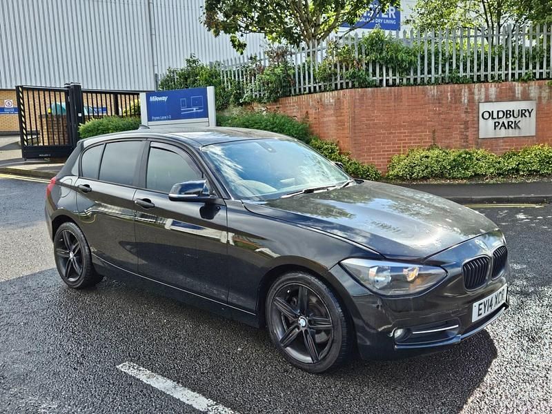 Used BMW 120 Sport Line 2014 Black Hatchback