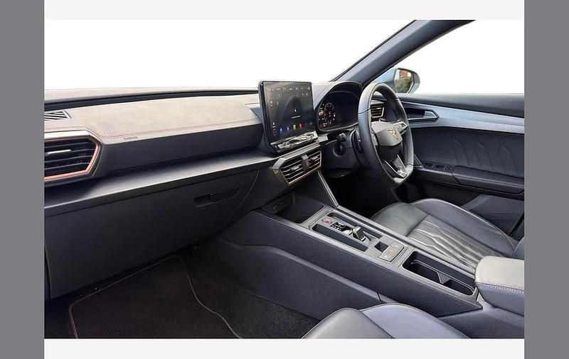 Used Cupra Formentor 204 HP (150 kW) 2024 White SUV