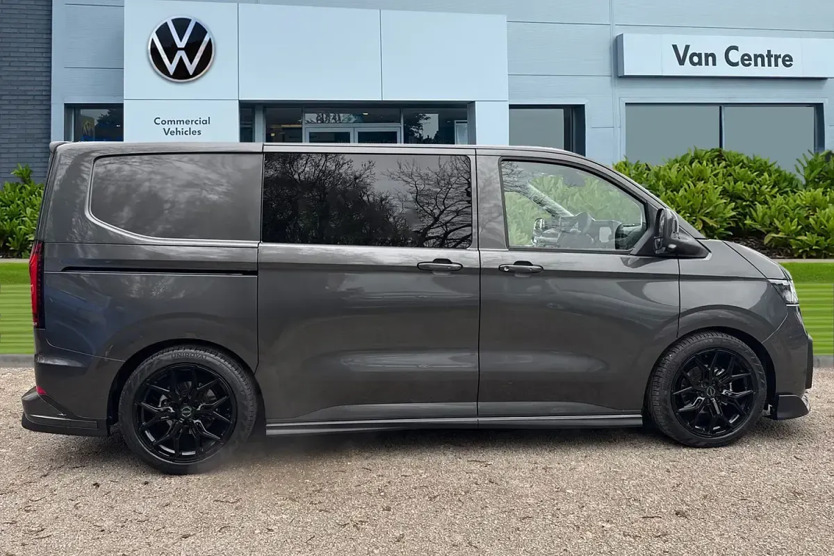 Novo VW Transporter Pro 148 HP (108 kW) 2026 Cinzento Van