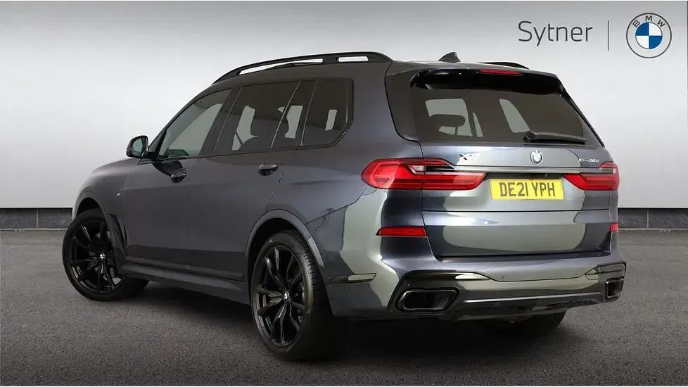 Used BMW X7 M Sport 261 HP (191 kW) 2021 Grey SUV
