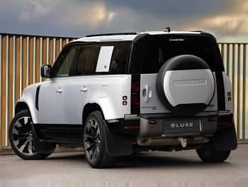 Used Land Rover Defender HSE Dynamic 404 HP (297 kW) 2022 Silver SUV