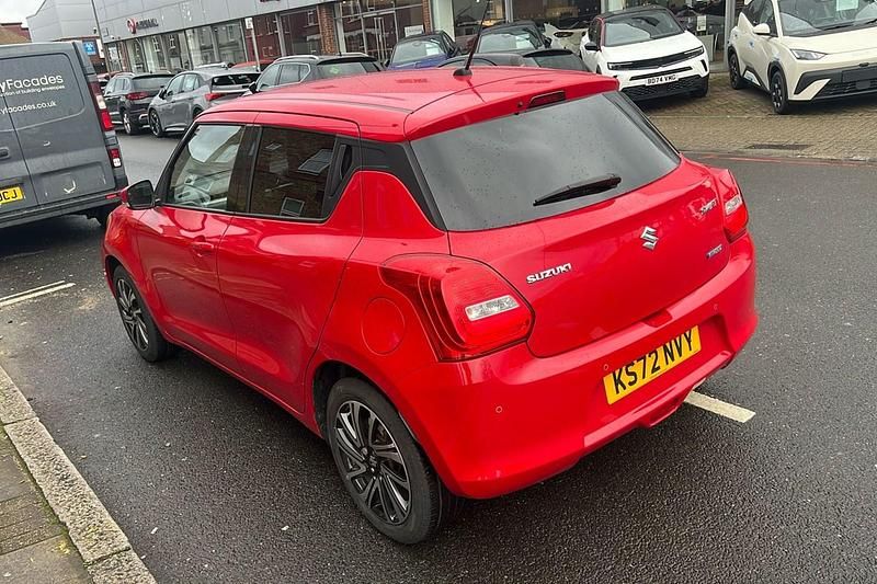 Used Suzuki Swift SZ5 83 HP (61 kW) 2023 Red Hatchback