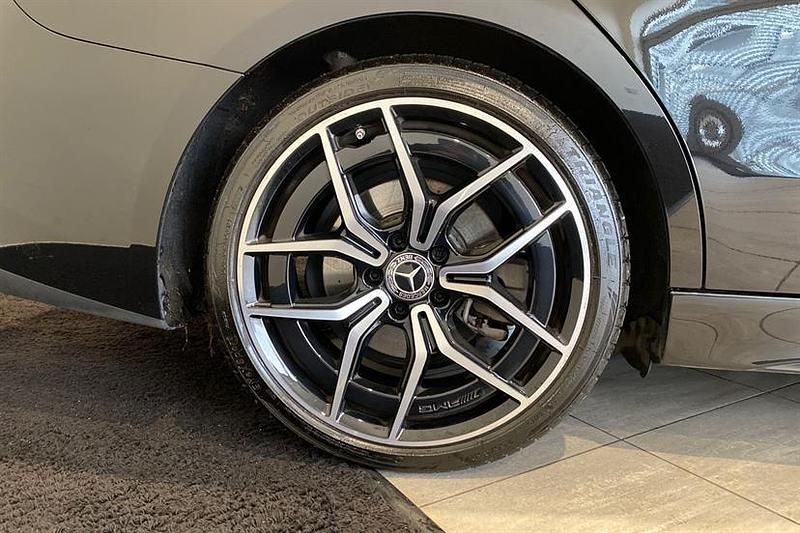 Used Mercedes C200 AMG Line Premium 204 HP (150 kW) 2025 Obsidian black Estate