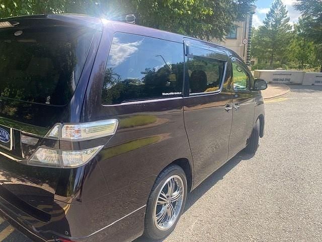 Used Toyota Alphard 170 HP (125 kW) 2011 Purple metallic MPV
