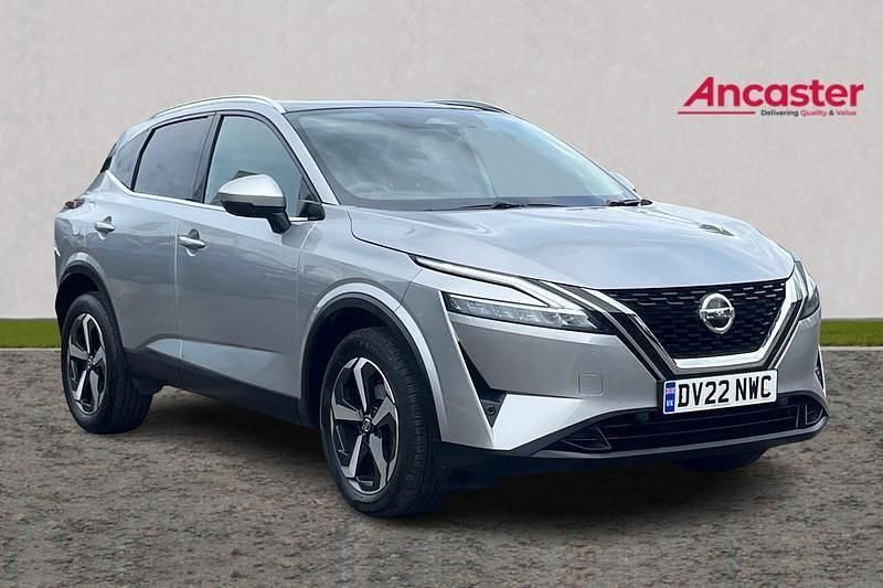 Silver Used 2022 Nissan Qashqai N-Connecta SUV | £19,975 (Fair price) - Image 1/4