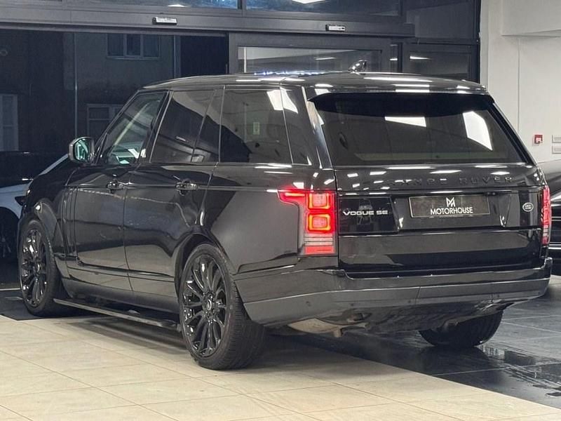 Used Land Rover Range Rover Vogue SE 340 HP (250 kW) 2017 Black SUV