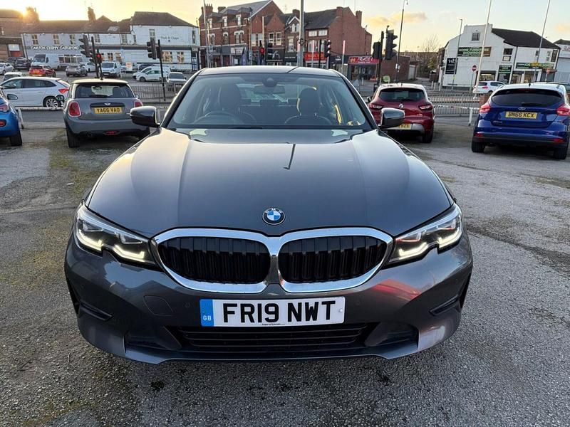 Used BMW 318 Comfort Edition 2019 Grey Sedan
