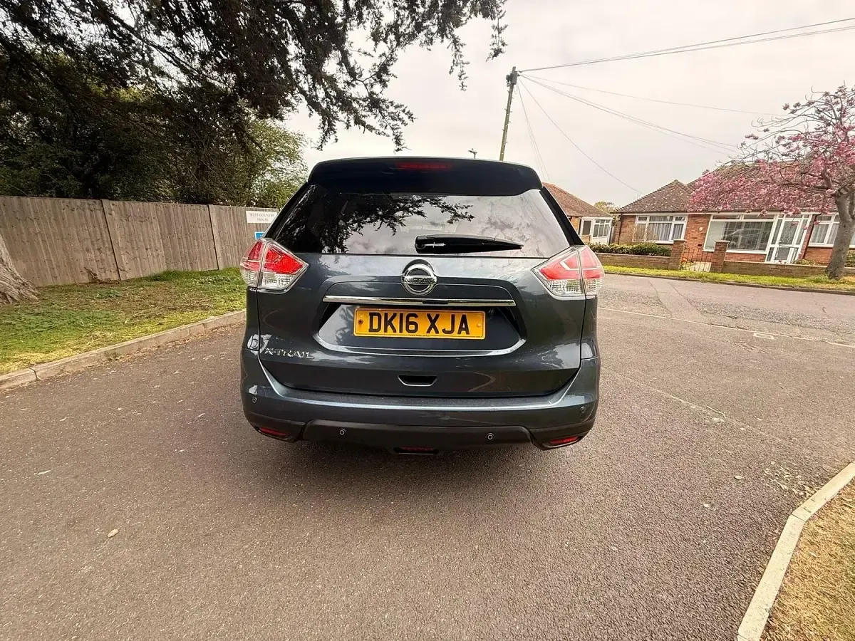 Used Nissan X-Trail N-TEC 130 HP (95 kW) 2016 Blue SUV