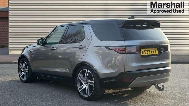 Used Land Rover Discovery 5 HSE Dynamic 300 HP (220 kW) 2022 Silver SUV