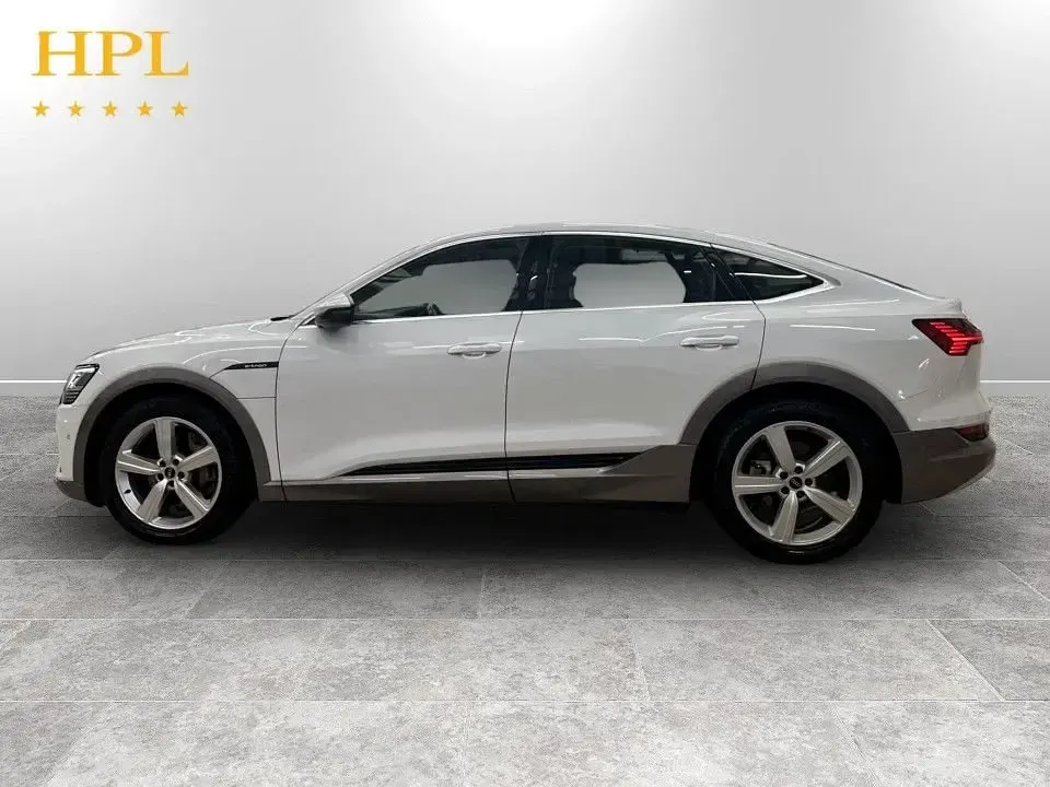Used Audi e-tron Design 11 kW (15 HP) 2021 White SUV