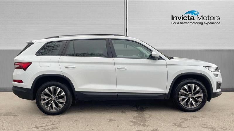 Used Skoda Kodiaq SE Drive 150 HP (110 kW) 2023 White SUV