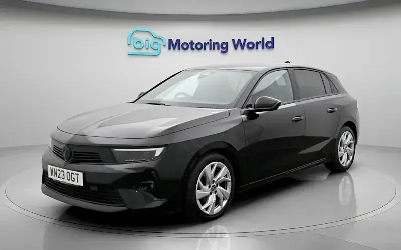 Used Vauxhall Astra 131 HP (96 kW) 2026 Hatchback