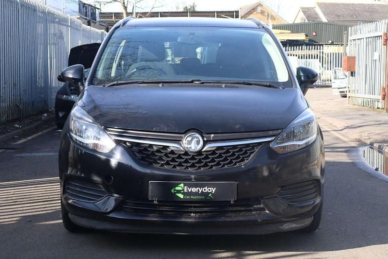 Used Vauxhall Zafira Tourer Design Edition 140 HP (102 kW) 2017 Black MPV