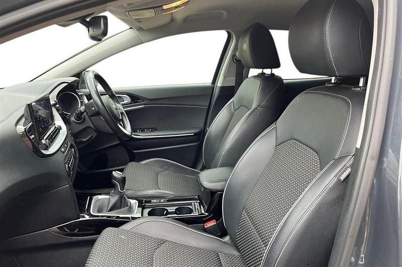 Used Kia XCeed 158 HP (116 kW) 2021 Grey SUV