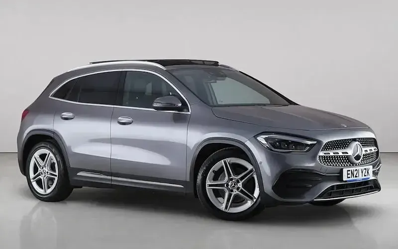 Used Mercedes GLA180 AMG Line Premium Plus 136 HP (100 kW) 2021 SUV