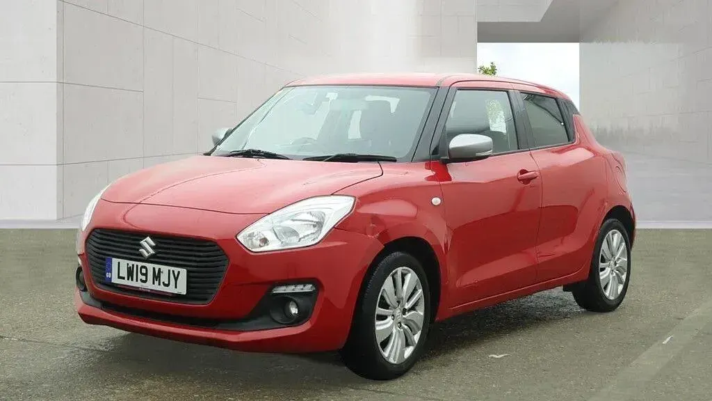 Used Suzuki Swift SZ-T 111 HP (81 kW) 2019 Red Hatchback