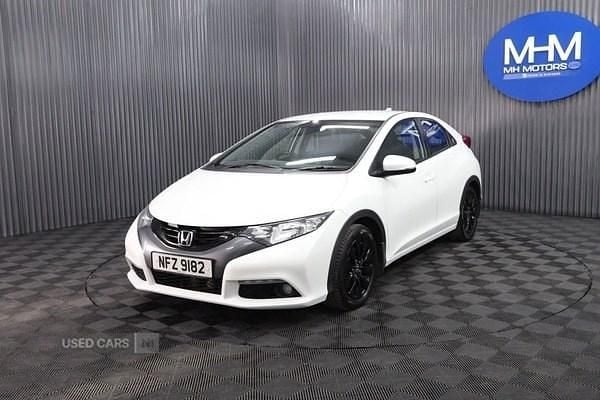 Used Honda Civic ES 120 HP (88 kW) 2013 White Hatchback