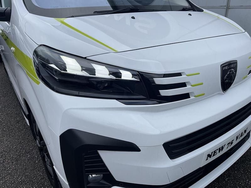 New Peugeot Expert Sport 180 HP (132 kW) 2026 Ice white Van