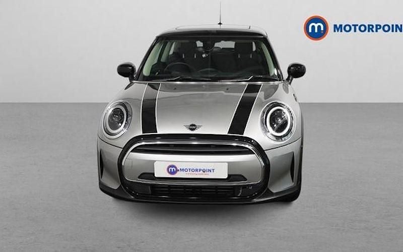 Used Mini Cooper Classic 136 HP (100 kW) 2022 Silver Hatchback