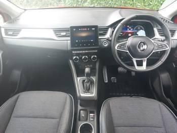 Used Renault Captur Techno 160 HP (117 kW) 2023 Red SUV