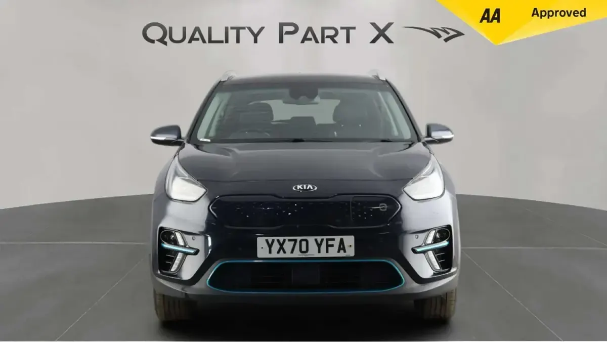 Used Kia e-Niro 147 kW (201 HP) 2020 Blue SUV