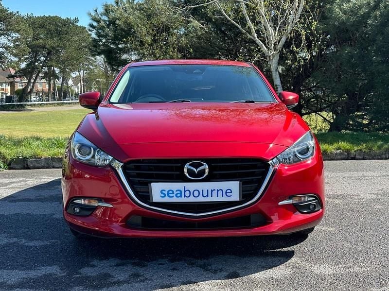 Used Mazda 3 120 HP (88 kW) 2017 Red Hatchback