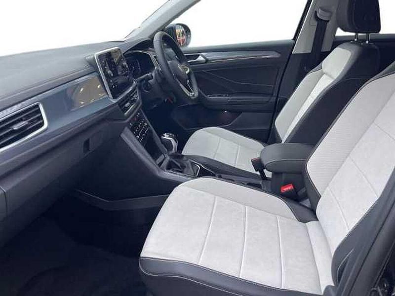 New VW T-Roc 150 HP (110 kW) 2025 SUV