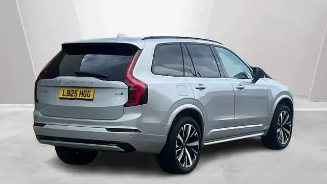 Used Volvo XC90 Plus 455 HP (334 kW) 2025 Silver SUV