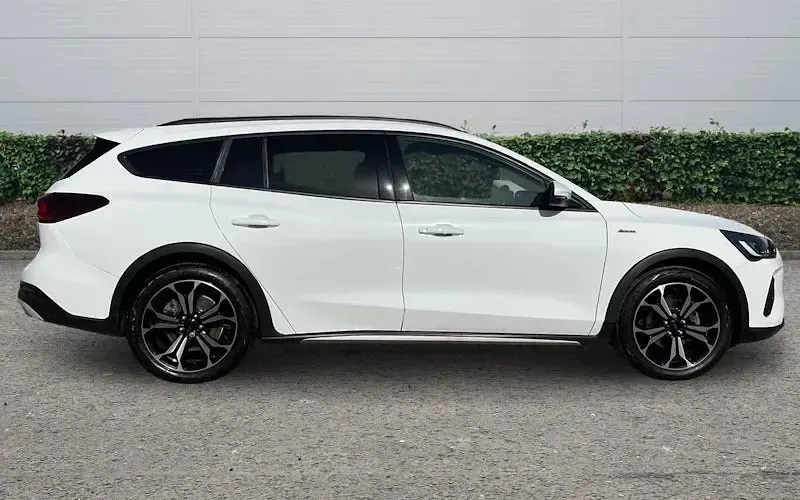 Used Ford Focus Active X 125 HP (91 kW) 2024 Estate