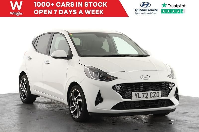 Used Hyundai i10 Premium 2023 White Hatchback