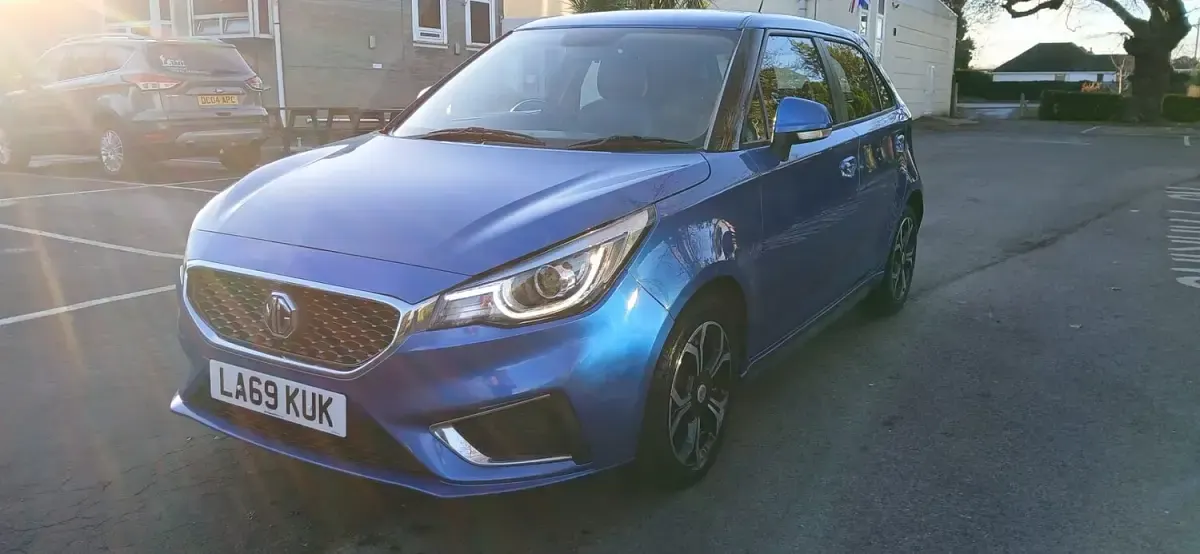Used MG MG3 Exclusive 106 HP (77 kW) 2019 Blue Hatchback