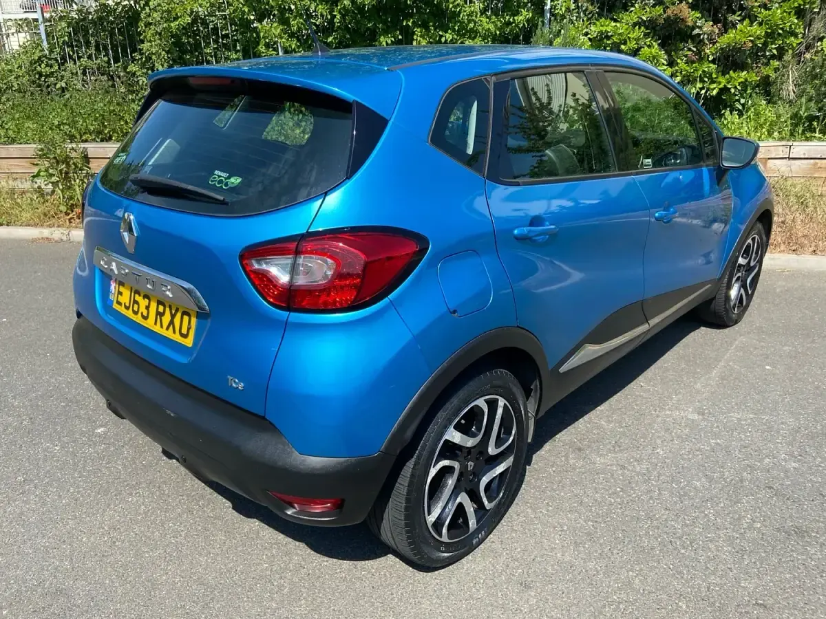 Używany Renault Captur Dynamique 90 KM (66 kW) 2013 Niebieski SUV