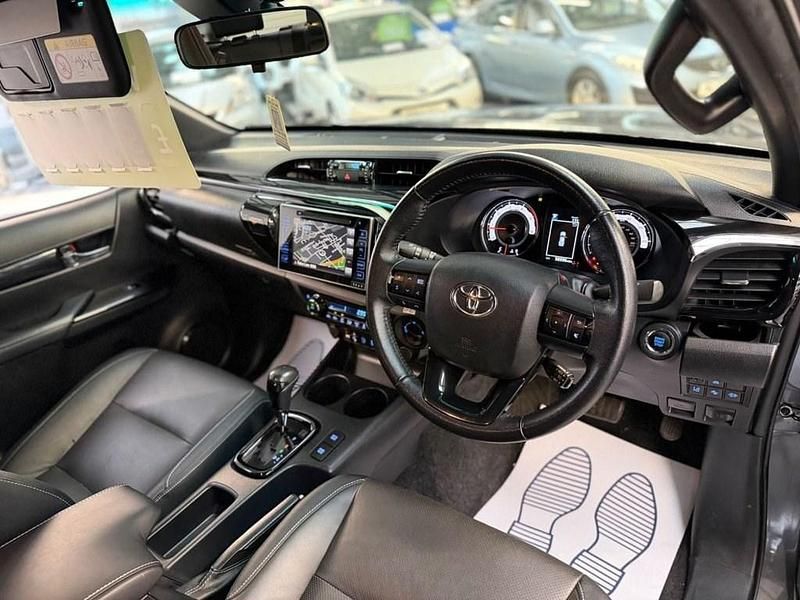 Used Toyota HiLux 2019 Grey Pickup