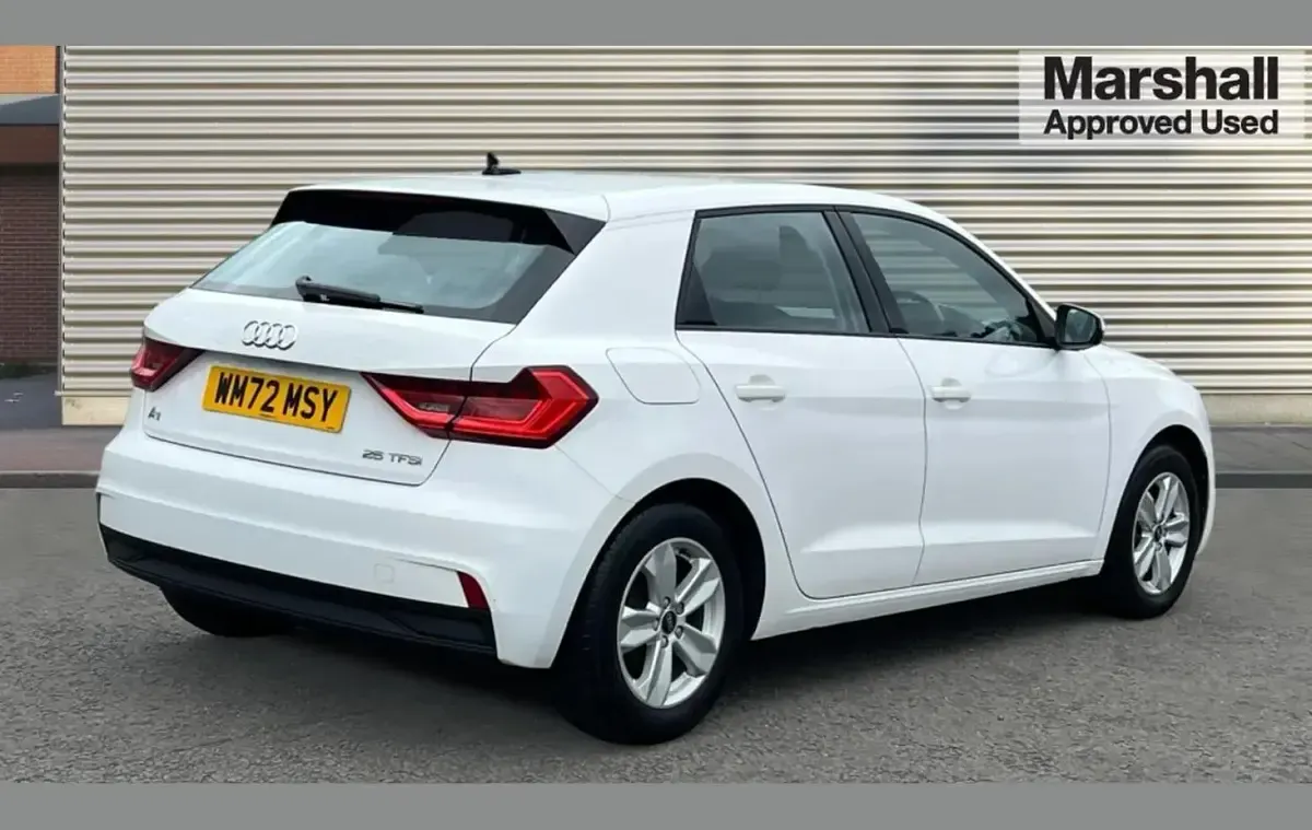 Usado Audi A1 Design 95 HP (69 kW) 2023 Branco SUV