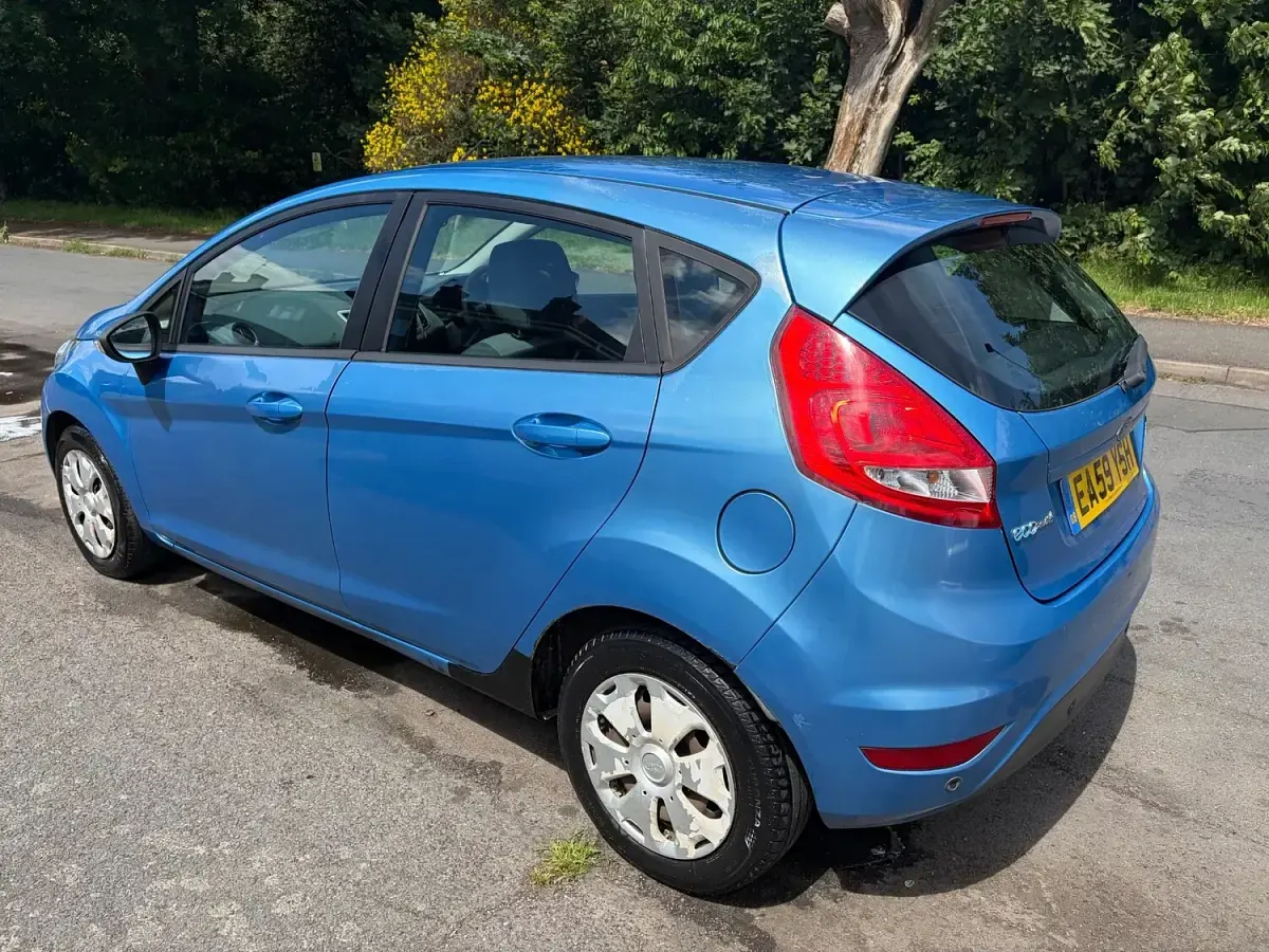 Used Ford Fiesta 89 HP (65 kW) 2009 Blue Hatchback