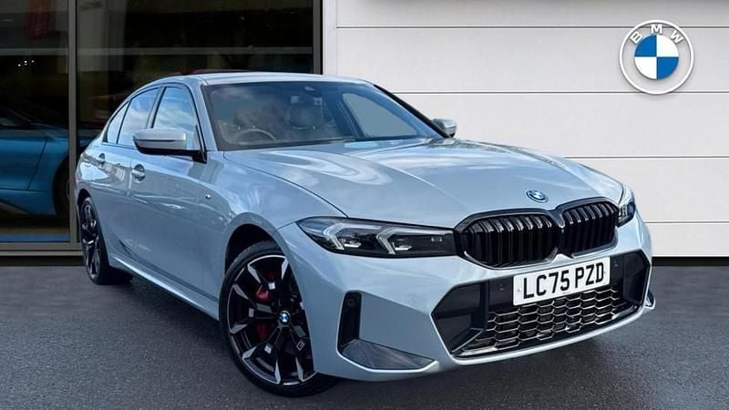 Grey Used 2025 BMW 330e M Sport | £41,412 (Good price) - Image 1/4