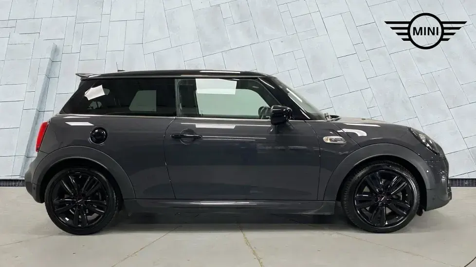 Usado Mini Cooper S Hatch 189 HP (139 kW) 2021 Cinzento Citadino