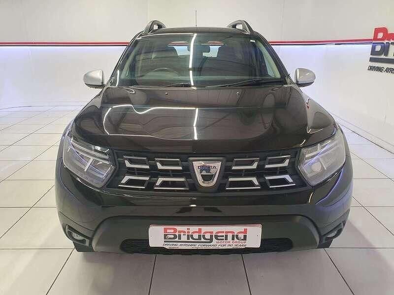 Second-hand Dacia Duster Comfort 91 CP (66 kW) 2022 Negru Hatchback