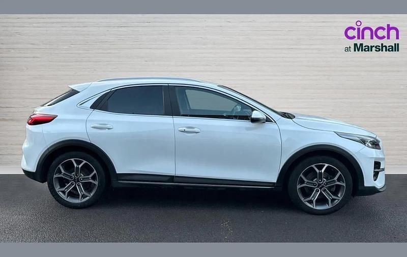 Used Kia XCeed 158 HP (116 kW) 2022 White SUV