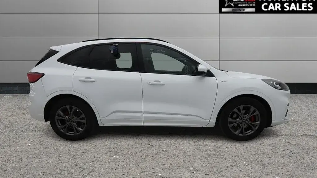 Used Ford Kuga ST-Line 120 HP (88 kW) 2022 White SUV
